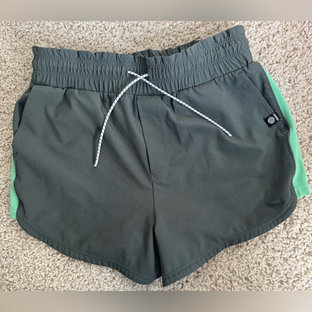 Zella Girl Athletic Shorts with Green Accents size 8-10 excellent condition